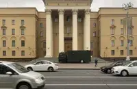 Автозак возле КГБ
