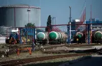 Поставки белорусского бензина в Россию растут, иллюстративное фото
