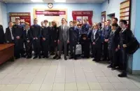 Детей пытаются побудить в будущем связать свою судьбу с милицией
