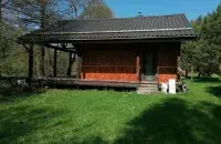 Из построек там есть только баня
