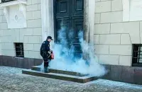 На крыльце королевского дворца в Осло
