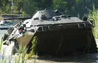 Бронетехника на учениях
