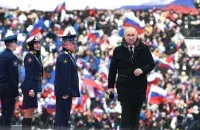 Владимир Путин на провластном митинге
