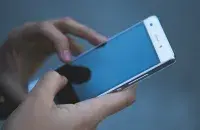 Телефон
