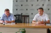 Виктор Евстафьев (справа)
