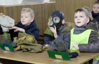 Дети, иллюстративное фото
