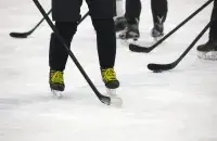 Хоккей
