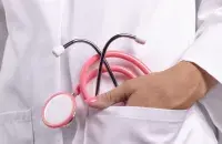 Врач
