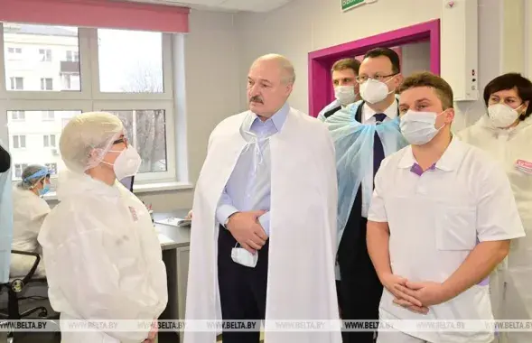 Александр Лукашенко в минской больнице / БЕЛТА​