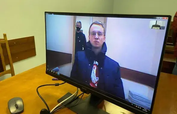 Дмитрий Дашкевич присутствовал в суде по видеосвязи / facebook.com/nasta.dashkevich