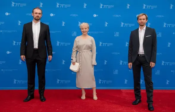 Режиссёр Алексей Полуян и актёры "Свободного театра" Марина Якубович и Павел Городницкий / фейсбук