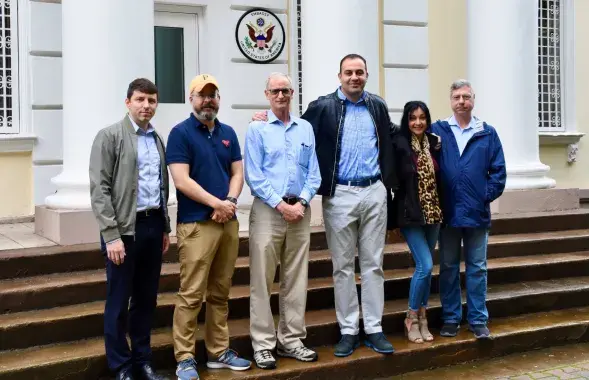 Супрацоўнікі амбасады ЗША, якія з'язджаюць з Беларусі / Амбасада ЗША
