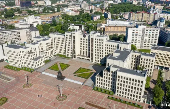 Дэмсілы запрашаюць беларусаў стаць “кадравым рэзервам” на выпадак пераменаў. Але хто гарантуе ім бяспеку? / planetabelarus

