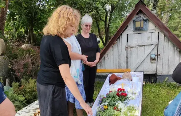 Прощание с Алесем Пушкиным в Бобре / facebook.com/melsergiy
