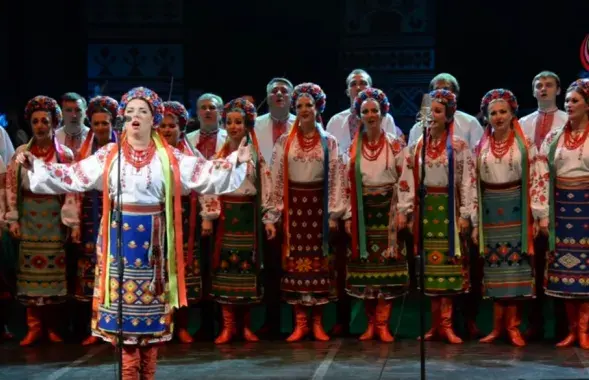 Народны хор імя Вяроўкі выконвае “Червону калину” / Скрыншот з відэа
