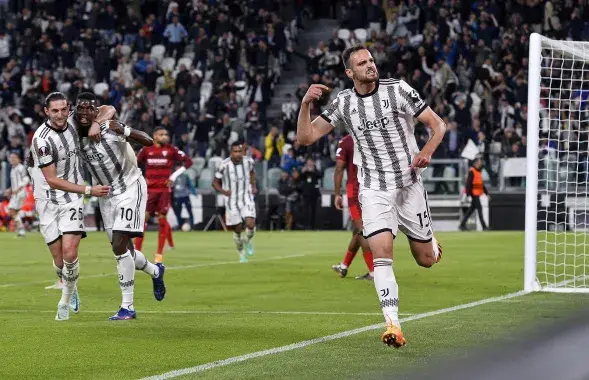 "Ювентус" — "Севилья" / https://twitter.com/juventusfcen
