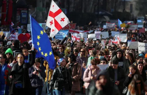Протестующие в Тбилиси / Reuters
