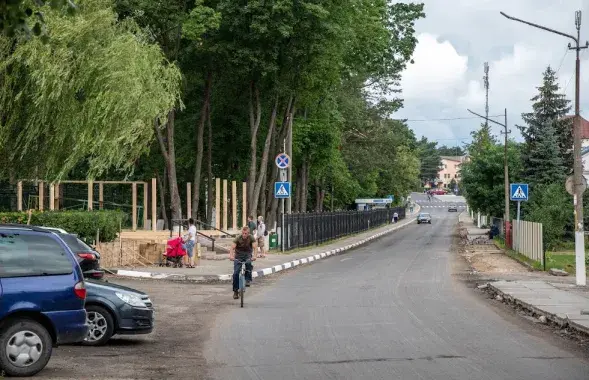 В Министерстве финансов считают, что дорожный сбор должен быть отвязан от техосмотра / Еврорадио​
