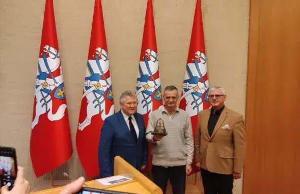 Алег Груздзіловіч стаў лаўрэатам літоўскай прэміі / t.me/bajby
