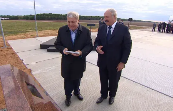Mikhail Gutseriyev and Aliaksandr Lukashenka / BELTA
