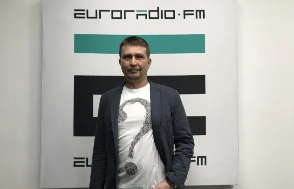 Euroradio's Zmicier Lukashuk getting ready to ask questions.