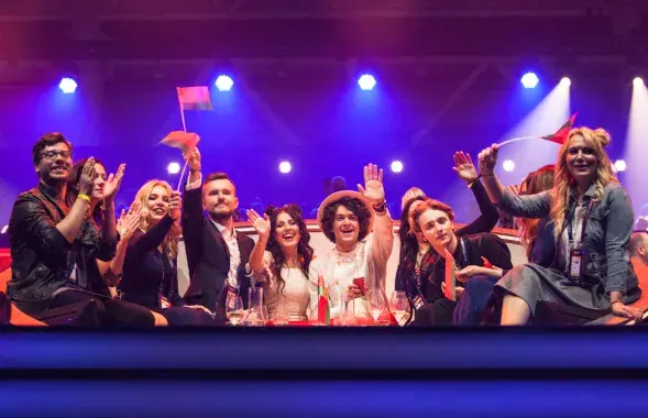 На фото &mdash; группа Naviband во время финала "Евровидения-2017" в Киеве