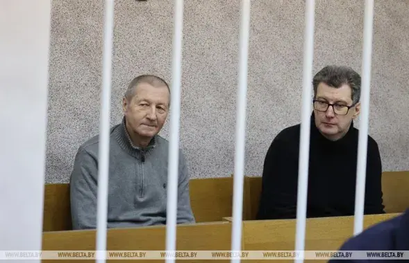 Александр Ярошук и Сергей Антусевич на суде / БЕЛТА
