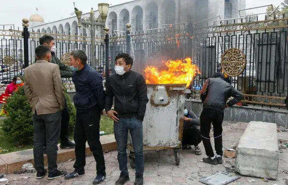 Протесты в Кыргызстане / Reuters