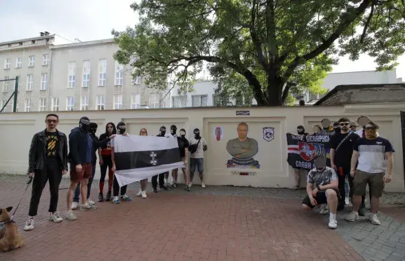 Мурал у гонар Міраслава Лазоўскага ў Варшаве / t.me/ruchbelnac
