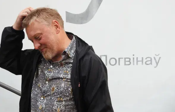 Кнігарня “логвінаЎ” зноў адчынілася пасля праверкі