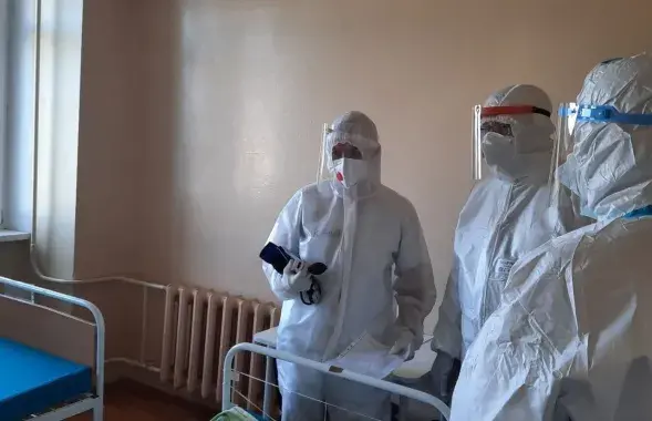 Беларускія лекары ў палаце, дзе лечаць хворых на каранавірус&nbsp;/ t.me/minzdravbelarus