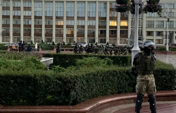 Силовики на протесте в Минске / Еврорадио