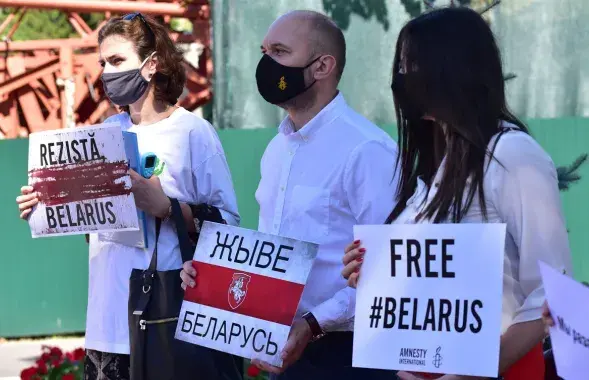 "Подтвердили свою приверженность продвижению демократических ценностей" / newsmaker.md
