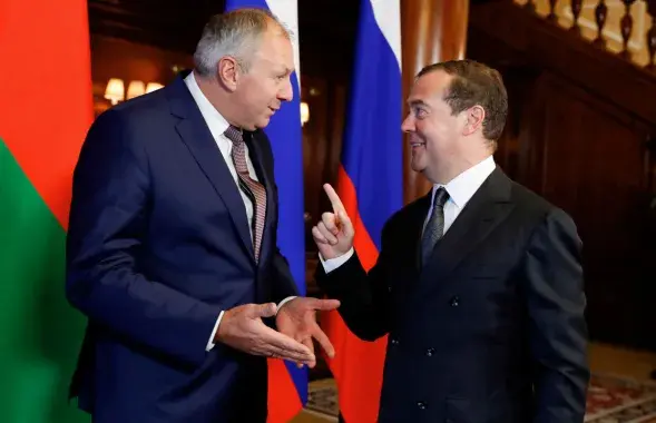 Сергей Румас и Дмитрий Медведев / Reuters