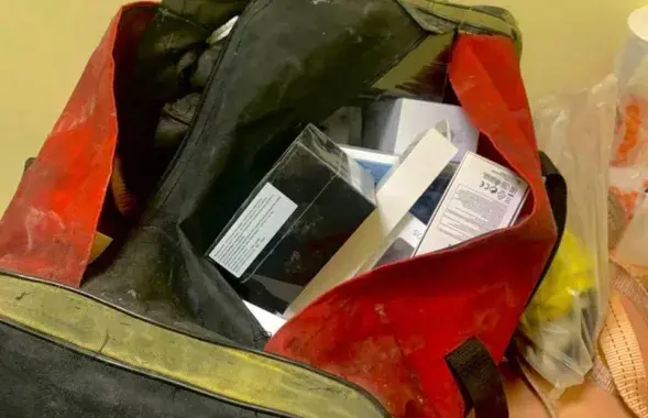 Белорус-"Паук" обокрал салон сотовой связи / t.me/skgovby