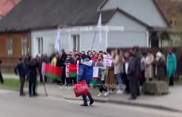 Жителя Жабинки обвиняют в хулиганстве за выкрик "без Лукашенко!"​