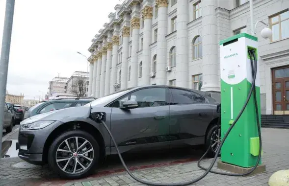 Электрозарядка / Белоруснефть​