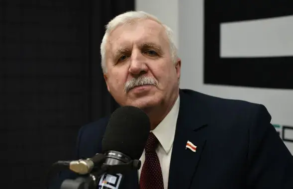 Рыгор Кастусёў падчас стрыма на "Еўрарадыё"
