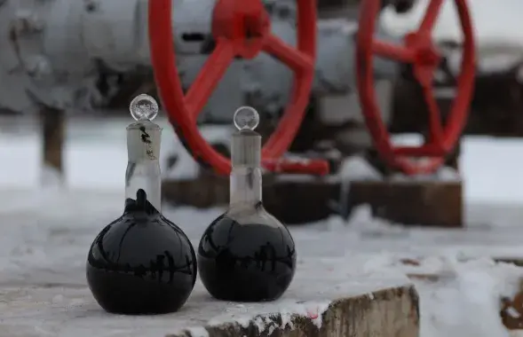 Нефть

