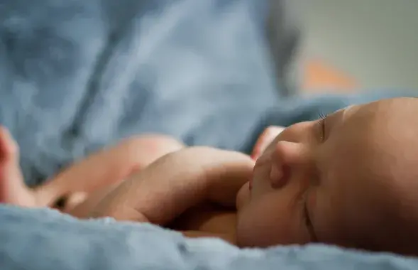 A baby, sample photo / Unsplash
