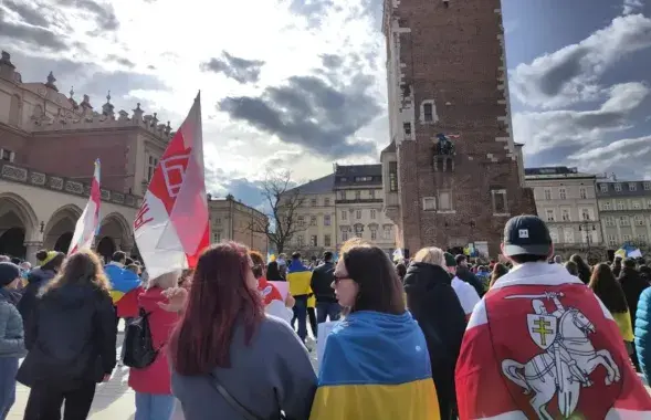 Белорусы на антивоенной акции в Кракове
