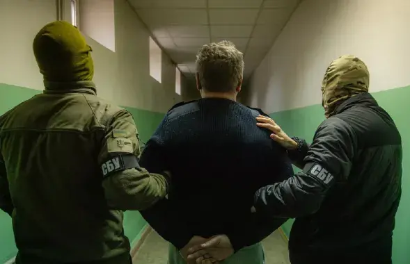 За государственную измену грозит пожизненное заключение
