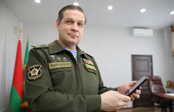 "Вам надлежит немедленно явиться по адресу..."
