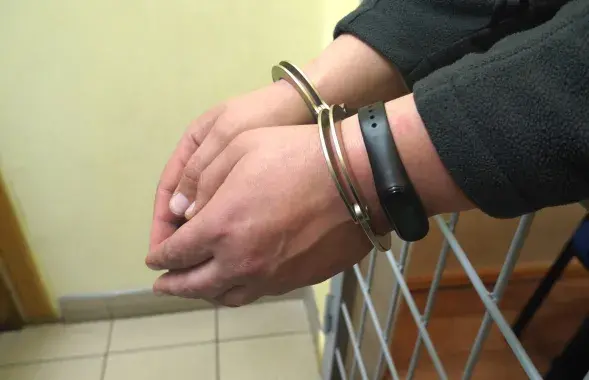 Белоруса с фальшивыми водительскими правами поймали в Литве
