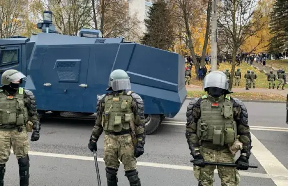 Силовики в Минске во время протестов осени 2020-го

