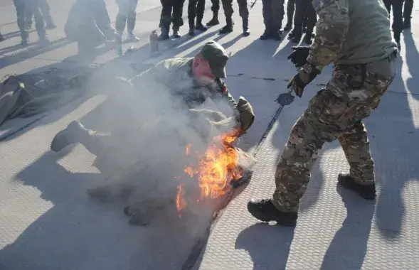 Не выключана, што інструктар быў "з баявым вопытам"
