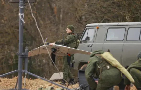 Аляксандру Лукашэнку зноў будуць паказваць айчынныя беспілотнікі
