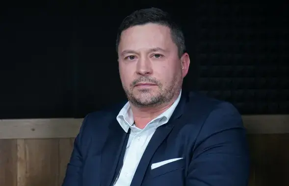 Павал Сакурэц
