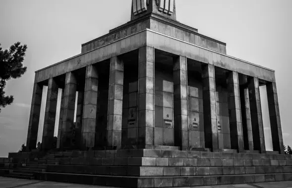 Мемориальный комплекс Славин в Братиславе
