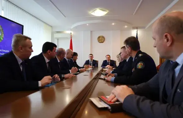 Николай Снопков представляет в Минюсте нового министра — Евгения Коваленко
